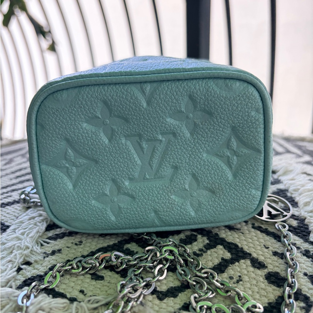Louis Vuitton micro vanity Bag Pearly Lagoon Turquoise Color Rare Like New - Picture 7 of 10